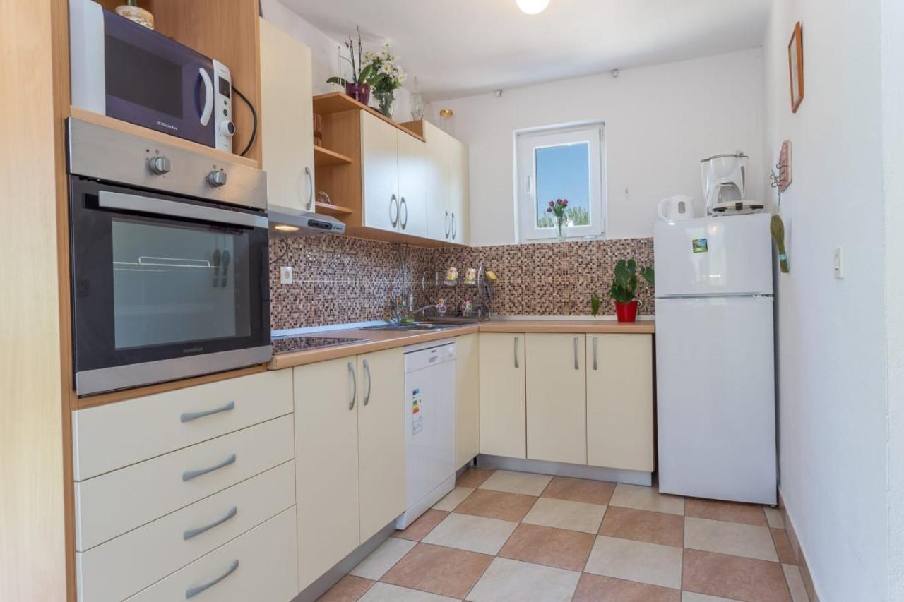 Holiday Home Antonija Stari Grad  Eksteriør bilde
